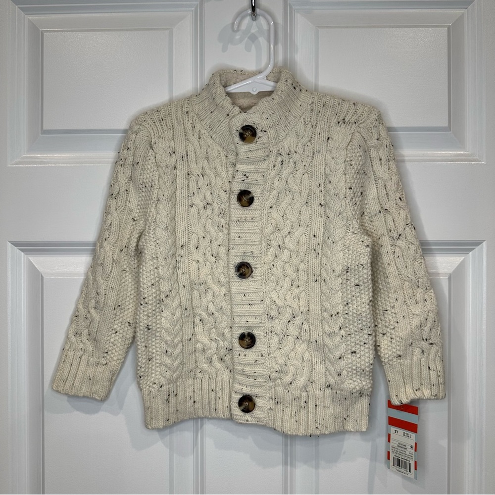 C&J‎ Boys Sweater Size 2T NWT